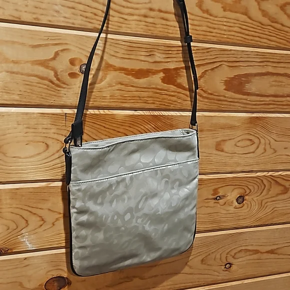 Michael Kors Handbag - Picture 2 of 5